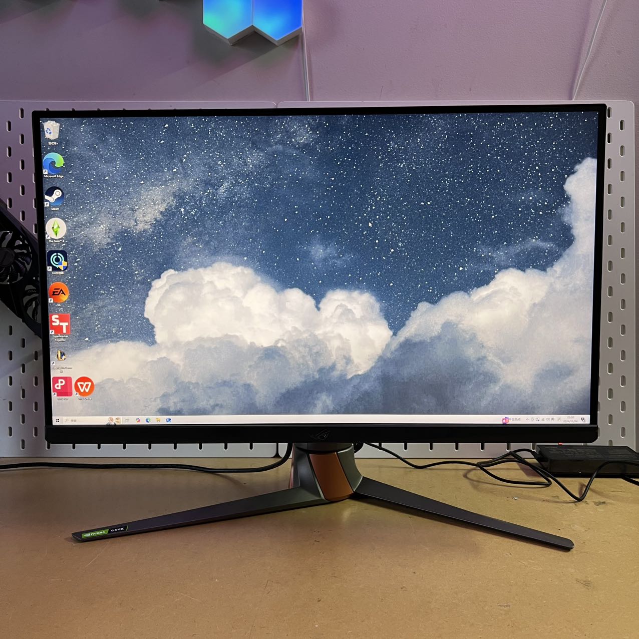 Pre-Owned Asus ROG Swift PG279QM 27" QHD 240Hz G-Sync Gaming Monitor